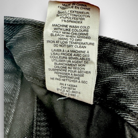 Avec Les Filles Destroyed Knees Frayed Hem Distressed Jeans BLACK size 29 NWT - Picture 6 of 6